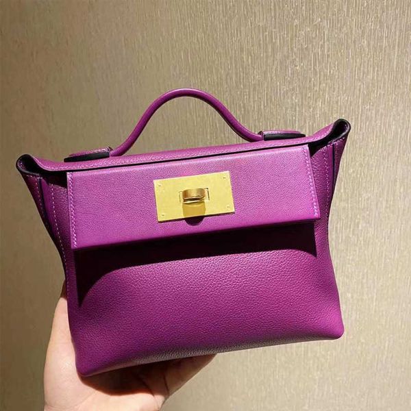 2023 new h family 2424mini kaili bag handmade waxed cow leather dumplings portable for women 555r
2023 new h family 2424mini kaili bag handmade waxed cow leather dumplings portable for women 555r
