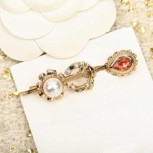 luxury quality charm hair clipper with nature shell beads and red diamond have box stamp ps3869, Golden
luxury quality charm hair clipper with nature shell beads and red diamond have box stamp ps3869, Golden