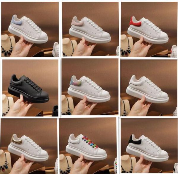 designers mens casual shoes mccqueeness comfortable velvet leather women white black luxury flats trainer sneakers with box 34gd
designers mens casual shoes mccqueeness comfortable velvet leather women white black luxury flats trainer sneakers with box 34gd