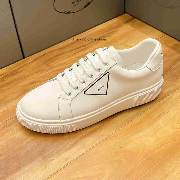 luxurys designers men shoes prax 01 leather and technical fabric sneakers calfskin vintage mesh runner trainers 222, Black
luxurys designers men shoes prax 01 leather and technical fabric sneakers calfskin vintage mesh runner trainers 222, Black