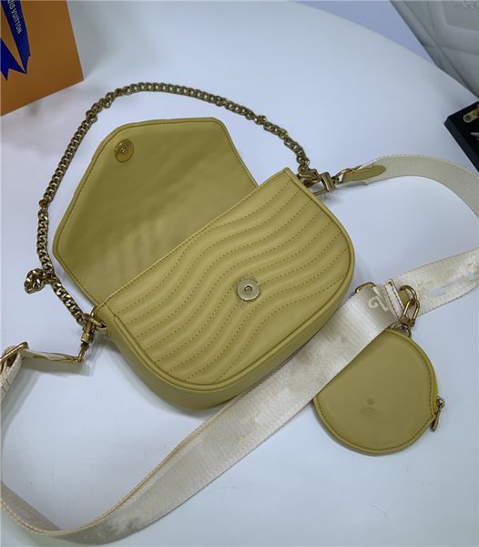 2023 new designer crossbody bags for woman shoulder messenger summer evening bags female, Red;black
2023 new designer crossbody bags for woman shoulder messenger summer evening bags female, Red;black