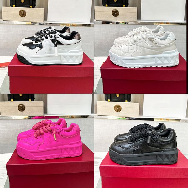 2023 new designer men women casual shoes low board running sneakers color contrast breathable shoe white grey purple navy size 35-45, Black
2023 new designer men women casual shoes low board running sneakers color contrast breathable shoe white grey purple navy size 35-45, Black