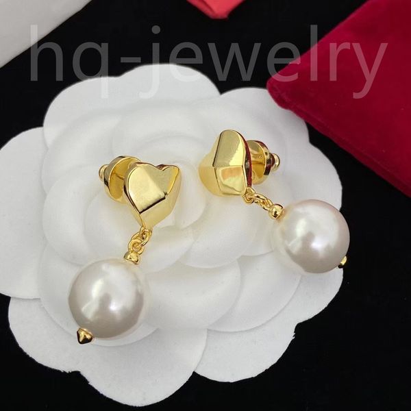 2023 pearl diamond 14k white gold large design women's earrings letter v earrings charm188, Golden;silver
2023 pearl diamond 14k white gold large design women's earrings letter v earrings charm188, Golden;silver