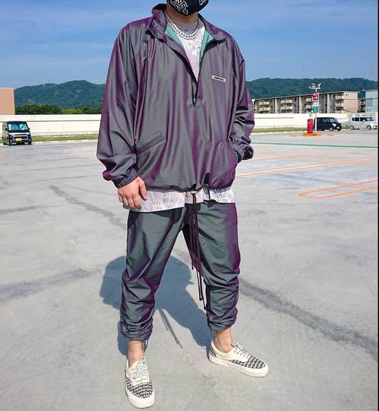 men's tracksuits men's laser reflective colorful nylon jacket casual women's trousers high street pants 230306, Gray
men's tracksuits men's laser reflective colorful nylon jacket casual women's trousers high street pants 230306, Gray