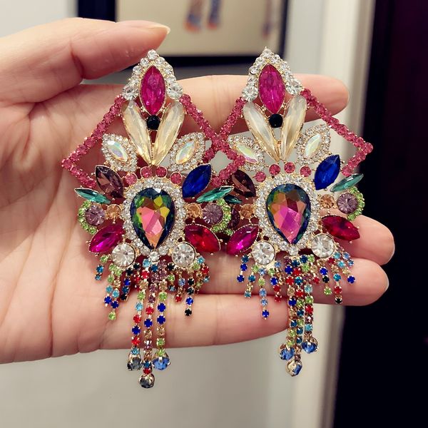 ear cuff baroque styley geogous shiny gems dangle earrings for women fashion jewelry party show statement earrings accessories 230306, Silver
ear cuff baroque styley geogous shiny gems dangle earrings for women fashion jewelry party show statement earrings accessories 230306, Silver
