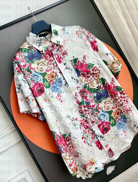 women's t-shirt dark floral print short-sleeved shirt upper body is elegant and flexible, and short-sleeved shirt is very aged 307, White
women's t-shirt dark floral print short-sleeved shirt upper body is elegant and flexible, and short-sleeved shirt is very aged 307, White