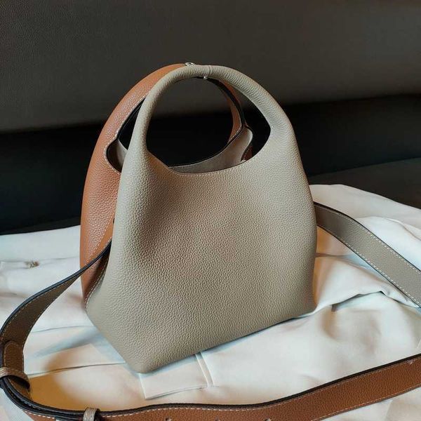 premium sense design leather vegetable basket bag ladies bucket bag shoulder handbag crossbody 0331
premium sense design leather vegetable basket bag ladies bucket bag shoulder handbag crossbody 0331