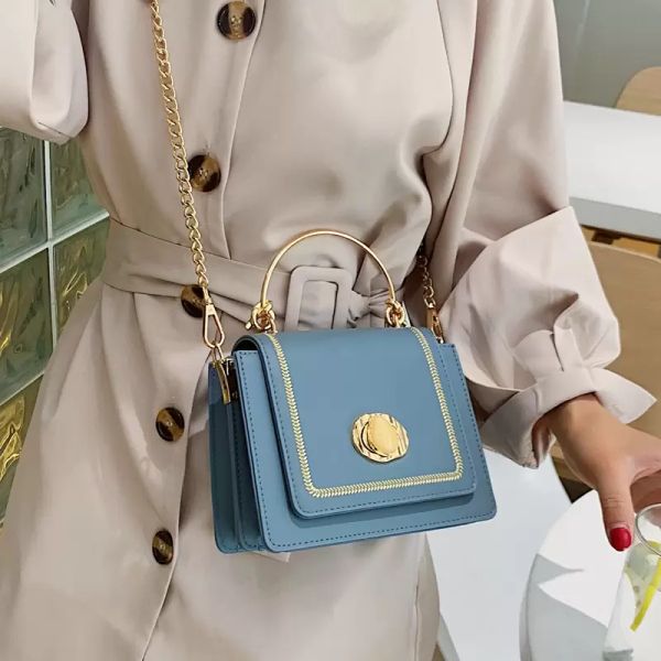 elegant female metal ring tote bag 2021 summer new quality pu leather womens designer handbag lock chain shoulder messenger bag, Black;red
elegant female metal ring tote bag 2021 summer new quality pu leather womens designer handbag lock chain shoulder messenger bag, Black;red