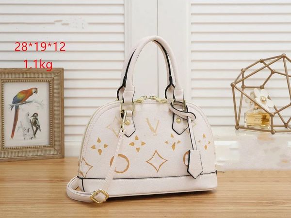luxurys designers shell bags with lock alma fashion women shoulder messenger bag leather handbags ladies cosmetic crossbody totes wallet pur
luxurys designers shell bags with lock alma fashion women shoulder messenger bag leather handbags ladies cosmetic crossbody totes wallet pur