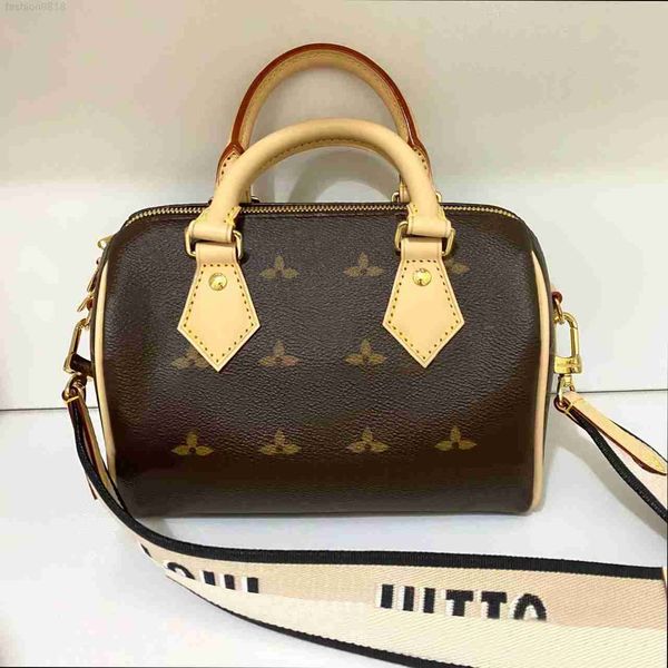 luxury designer clutch crossbody totes duffel travel bag handle speedy nano 20 25 bandouliere mini purses genuine leather women's men
luxury designer clutch crossbody totes duffel travel bag handle speedy nano 20 25 bandouliere mini purses genuine leather women's men