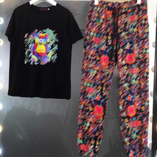 22ss designer brand women t-shirt pants set round neck printing spring summer new european american personality casual sports suit women clo, Gray
22ss designer brand women t-shirt pants set round neck printing spring summer new european american personality casual sports suit women clo, Gray