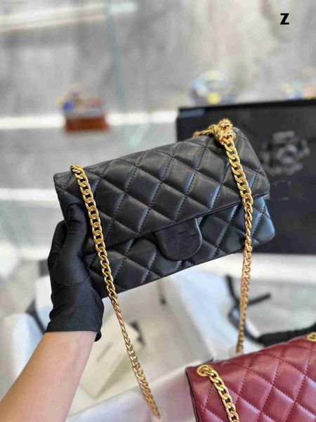 small 2023 mini flap phone bags solid color leather hardware pendant classic quilted diamond gold chain crossbody bag ladies luxury
small 2023 mini flap phone bags solid color leather hardware pendant classic quilted diamond gold chain crossbody bag ladies luxury