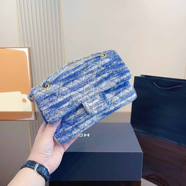 giant capacity denim flip diagonal shoulder bag womens casual fashion single shoulder hardware chain bags diamond lattice quilted luxury des
giant capacity denim flip diagonal shoulder bag womens casual fashion single shoulder hardware chain bags diamond lattice quilted luxury des