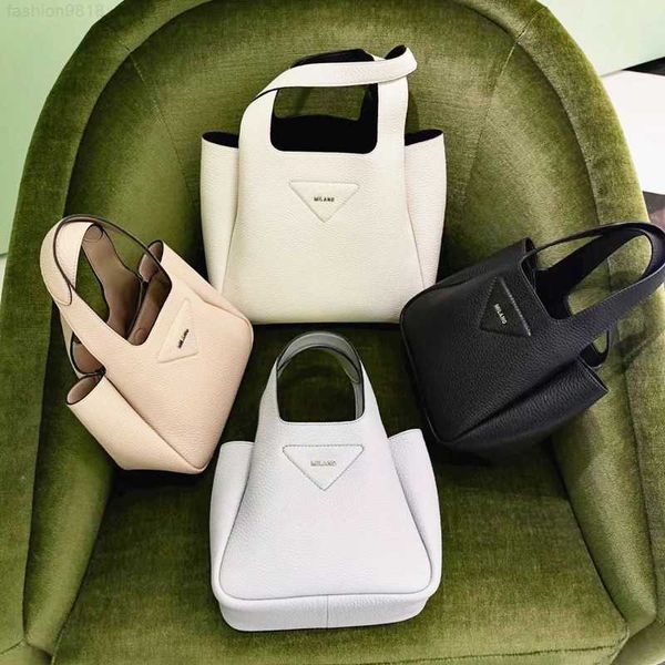 luxury triangle basket tote bag womens mens designer purses cowhide leather handbag wallets shoulder crossbody clutch magnetic snap closure
luxury triangle basket tote bag womens mens designer purses cowhide leather handbag wallets shoulder crossbody clutch magnetic snap closure