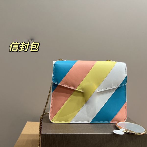 chains shoulder bags luxury designer handbag classic patchwork tote bag enamelled snake head mini capacity pack shoulder lady wallet messeng
chains shoulder bags luxury designer handbag classic patchwork tote bag enamelled snake head mini capacity pack shoulder lady wallet messeng