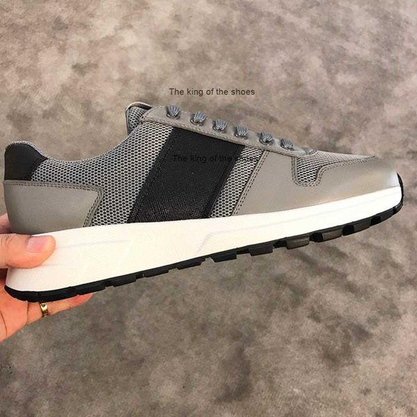 2023 og 2021 men calf leather sneakers prax 01 technical fabric shoes white cerise mesh laced shoe stitching screen-printed letter running t, Black
2023 og 2021 men calf leather sneakers prax 01 technical fabric shoes white cerise mesh laced shoe stitching screen-printed letter running t, Black