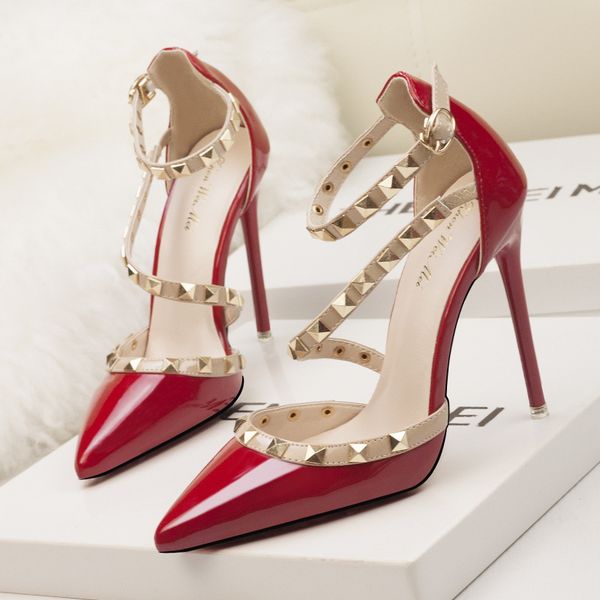 summer shoes women high heels pointed toe pumps rivet ankle strap thin heels female sandals fashion ladies shoe party, Black
summer shoes women high heels pointed toe pumps rivet ankle strap thin heels female sandals fashion ladies shoe party, Black
