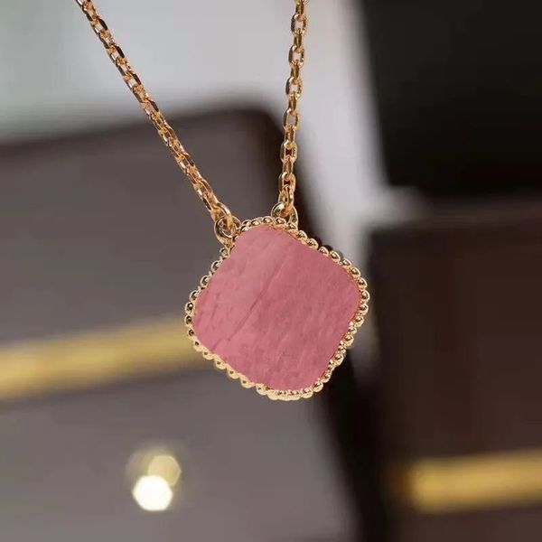 designer100% silver luxury designer necklace four-leaf womens fashion 18k gold necklace flower lucky jewelry diamonds paved pendants chains
designer100% silver luxury designer necklace four-leaf womens fashion 18k gold necklace flower lucky jewelry diamonds paved pendants chains