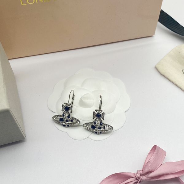 plated 925 silver luxury brand designers letters stud geometric famous women round crystal rhinestone pearl earring wedding party jewerlry c, Golden;silver
plated 925 silver luxury brand designers letters stud geometric famous women round crystal rhinestone pearl earring wedding party jewerlry c, Golden;silver