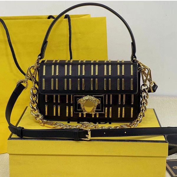 joint payment baguette bag handbags genuine leather shoulder cross body bags chain underarm hobo shopping tote women handbag purse removable
joint payment baguette bag handbags genuine leather shoulder cross body bags chain underarm hobo shopping tote women handbag purse removable
