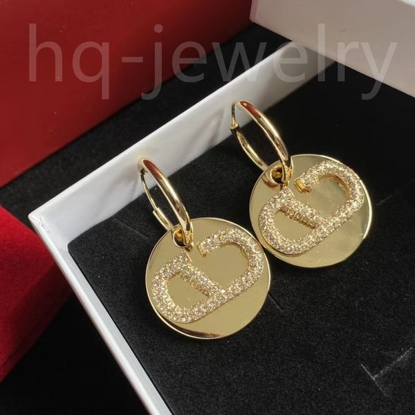 2023 pearl diamond 14k white gold large design women's earrings letter v earrings charm1888, Golden;silver
2023 pearl diamond 14k white gold large design women's earrings letter v earrings charm1888, Golden;silver
