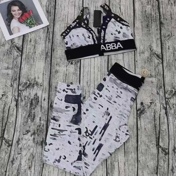 23ss brand designer women sports set yoga suit separate suits european american style korean autumn winter new fashion versatile women cloth, Gray
23ss brand designer women sports set yoga suit separate suits european american style korean autumn winter new fashion versatile women cloth, Gray
