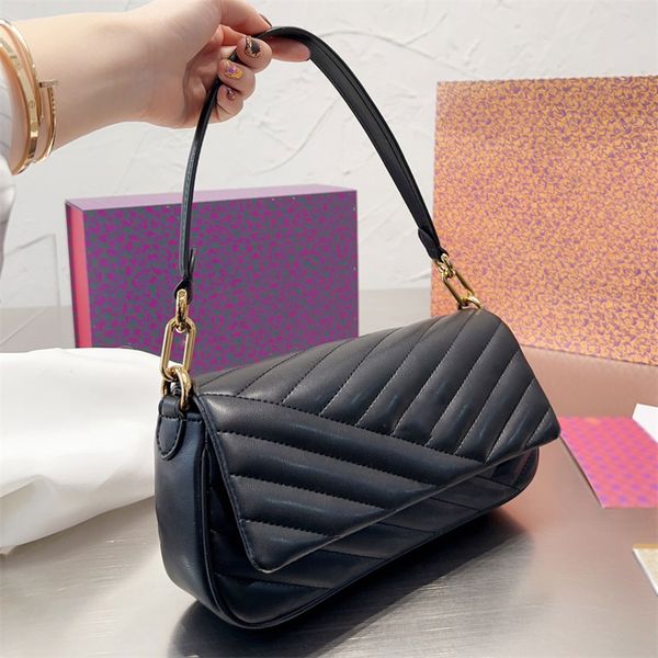 fashion 9 colour bag women clutch lady long wallet pu leather single zipper wallets classical purse card holder purse bags
fashion 9 colour bag women clutch lady long wallet pu leather single zipper wallets classical purse card holder purse bags