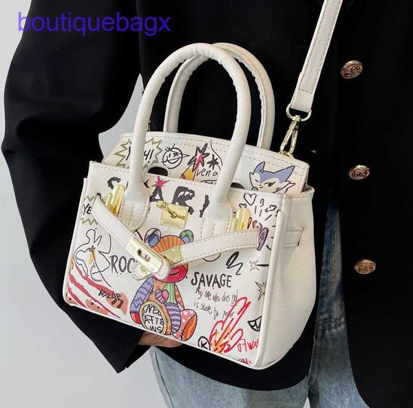 tote bag designer h ermes briki bags online shop bag women 2023 new fashion graffiti women's bag fashion texture ins messenger bag dail
tote bag designer h ermes briki bags online shop bag women 2023 new fashion graffiti women's bag fashion texture ins messenger bag dail