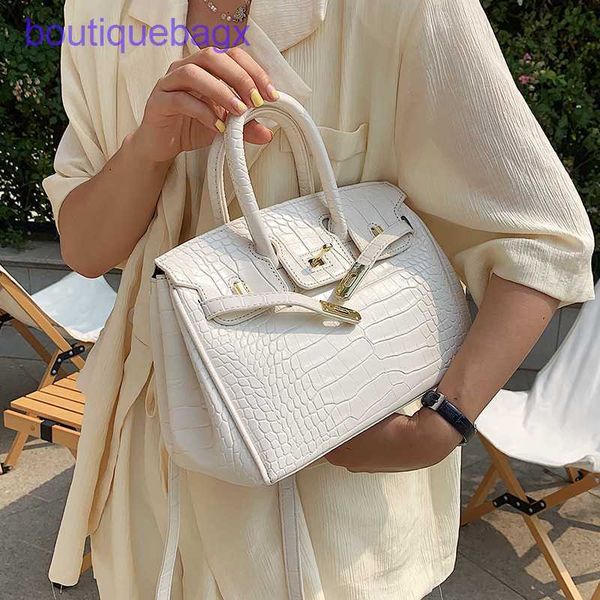 designer herms briki bags online shop large capacity bag women's summer 2023 new fashion messenger bag fashion stone pattern hand
designer herms briki bags online shop large capacity bag women's summer 2023 new fashion messenger bag fashion stone pattern hand