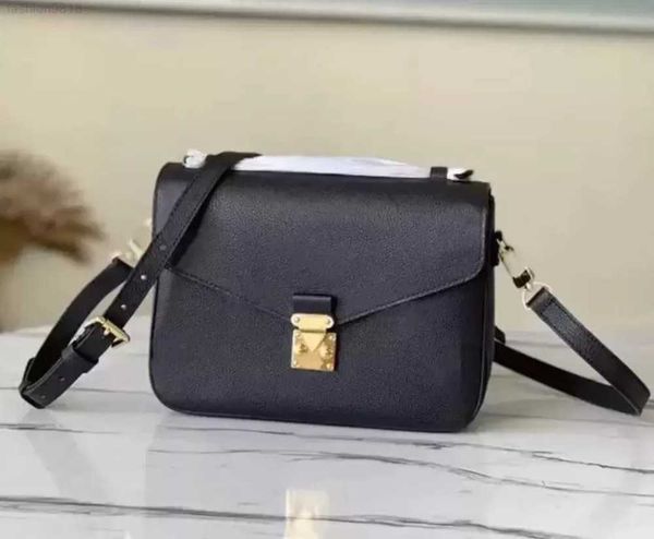 women luxury designer classical envelope crossbody bag flap handbags shoulder bags with lock multi handbags shopping banquet leisure
women luxury designer classical envelope crossbody bag flap handbags shoulder bags with lock multi handbags shopping banquet leisure