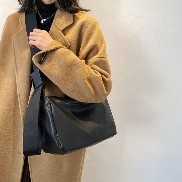 2023 luxury designer women's bag fashion pu leather large capacity shoulder bag female black vintage crossbody bags casual handbag
2023 luxury designer women's bag fashion pu leather large capacity shoulder bag female black vintage crossbody bags casual handbag