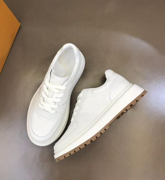 men abbesses sneakers shoes white black grained calfskin embossed men skateboard walking lug sole derby footwear eu38-46 with box
men abbesses sneakers shoes white black grained calfskin embossed men skateboard walking lug sole derby footwear eu38-46 with box
