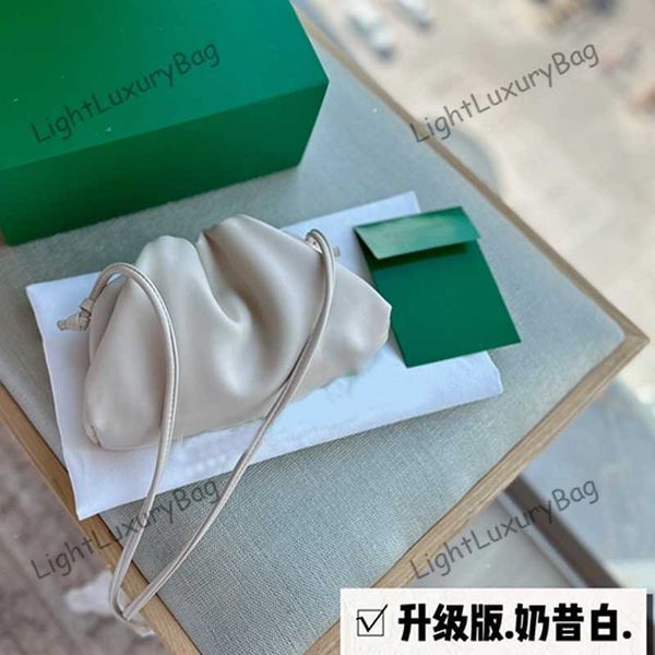 2023 new model designer shoulder crossbody bag fashion cross body wallets womens real leather classic luxury handbags tote female purses 230
2023 new model designer shoulder crossbody bag fashion cross body wallets womens real leather classic luxury handbags tote female purses 230