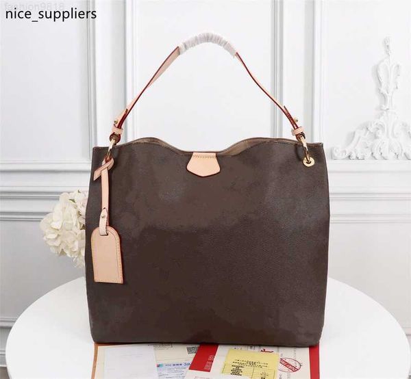 graceful mm pm hobo in classic coated canvas extra-roomy lightweight genuine leather supple flat strap lady shoulder bag
graceful mm pm hobo in classic coated canvas extra-roomy lightweight genuine leather supple flat strap lady shoulder bag