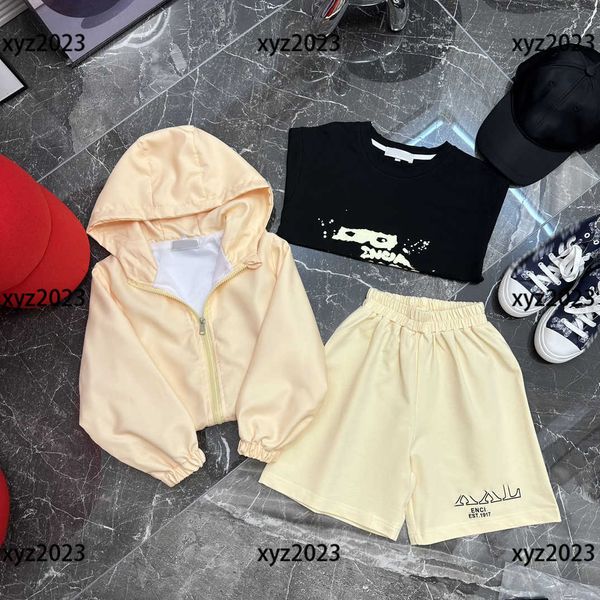 2023 kids clothes child sets baby 3pcs tracksuit hooded jacket and letter printed t-shirt shorts size 100-160 cm, White 
2023 kids clothes child sets baby 3pcs tracksuit hooded jacket and letter printed t-shirt shorts size 100-160 cm, White