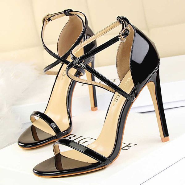 patent leather women sandals high heels summer super high heels 11 cm women stiletto sandals female party shoes 230307, Black
patent leather women sandals high heels summer super high heels 11 cm women stiletto sandals female party shoes 230307, Black