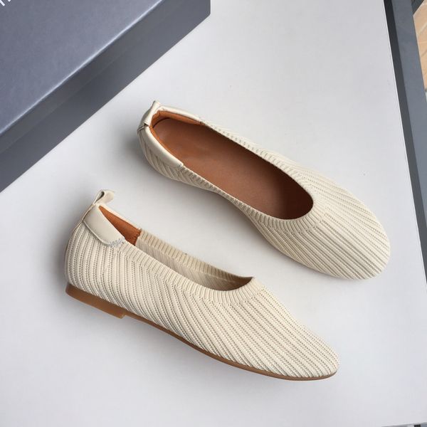 dress shoes comfortable and breathable cloth round toe grandma mother womens flats 230307, Black
dress shoes comfortable and breathable cloth round toe grandma mother womens flats 230307, Black