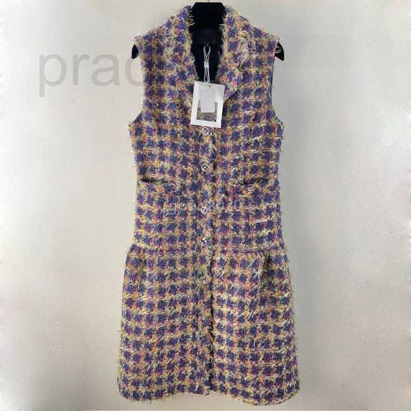 women's jackets designer 2022 women girls wool vintage tweed jacket blazer peacoat tailored coat with letter button milan runway single, Black;brown
women's jackets designer 2022 women girls wool vintage tweed jacket blazer peacoat tailored coat with letter button milan runway single, Black;brown