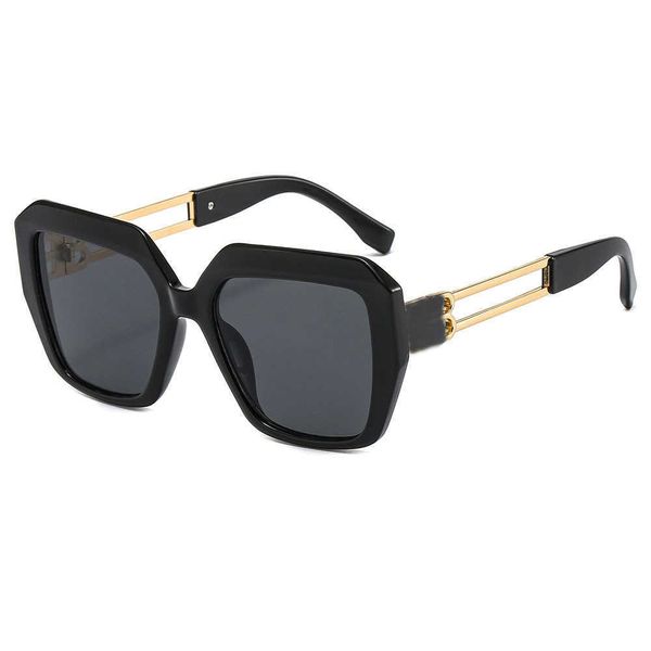 new fashion women's large frame sun shading balencigas sunglasses letter balencigas women sunglasses personalized sunglasses, White;black
new fashion women's large frame sun shading balencigas sunglasses letter balencigas women sunglasses personalized sunglasses, White;black
