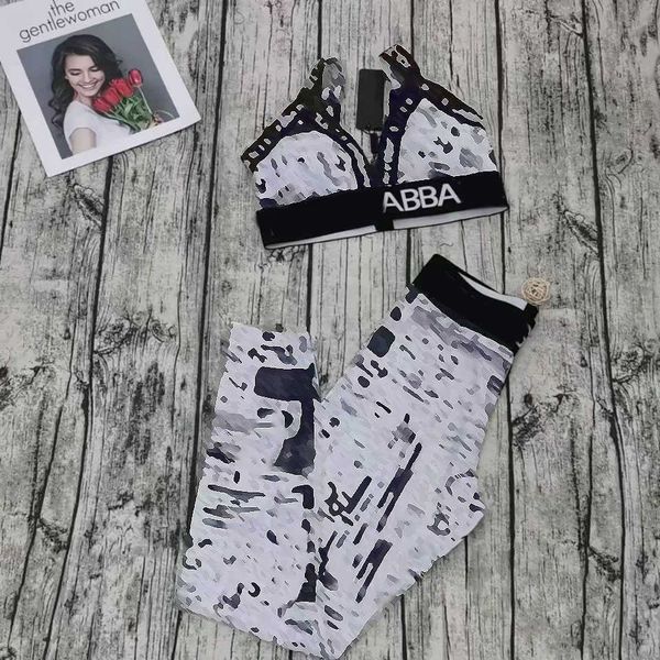 23ss brand designer women sports set yoga suit separate suits european american style korean autumn winter new fashion versatile women cloth, Gray
23ss brand designer women sports set yoga suit separate suits european american style korean autumn winter new fashion versatile women cloth, Gray