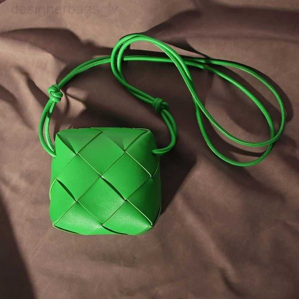 mini jodie designer bags women luxury woven clutch bottegas leather handbag purse shoulder lady hobo intrecciato clutch soft cassette bag qu
mini jodie designer bags women luxury woven clutch bottegas leather handbag purse shoulder lady hobo intrecciato clutch soft cassette bag qu