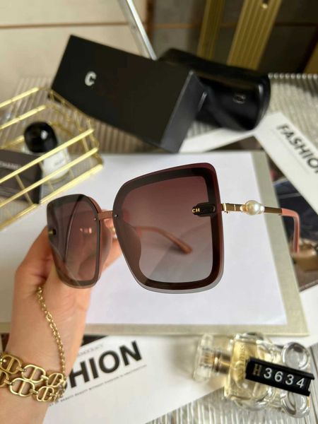 luxurious designer channel sunglass chanei sunglasses mens womens sunglasses polarized korean women's large frame tr fashion travel 363, White;black
luxurious designer channel sunglass chanei sunglasses mens womens sunglasses polarized korean women's large frame tr fashion travel 363, White;black