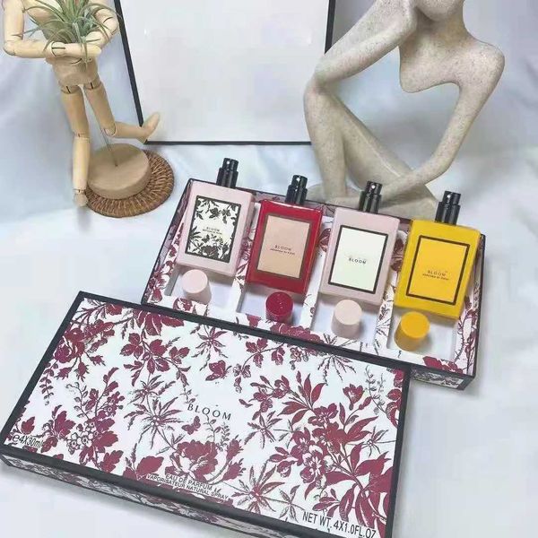 woman flora perfume set fragrance spray edp eau de parfum 30ml/4 bottles girls perfume clone gift sets charming flower scents royal essence
woman flora perfume set fragrance spray edp eau de parfum 30ml/4 bottles girls perfume clone gift sets charming flower scents royal essence