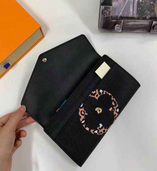 famous designer brand leather wallet men039s short wallet fashion classic wallet and wallet box 678755851448, Black
famous designer brand leather wallet men039s short wallet fashion classic wallet and wallet box 678755851448, Black