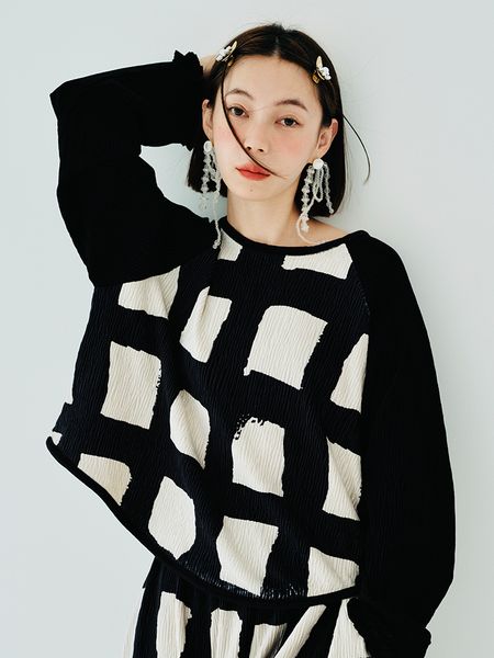 women's hoodies sweatshirts imakokoni original design longsleeved round neck pullover tshirt autumn plaid print black loose patchwork w
women's hoodies sweatshirts imakokoni original design longsleeved round neck pullover tshirt autumn plaid print black loose patchwork w