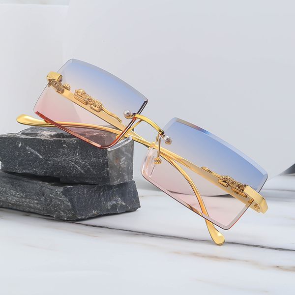 2023 fashion polarized classic designer sunglasses for men women luxury polarized pilot sun glasses uv400 eyewear metal frame polaroid lens, White;black
2023 fashion polarized classic designer sunglasses for men women luxury polarized pilot sun glasses uv400 eyewear metal frame polaroid lens, White;black