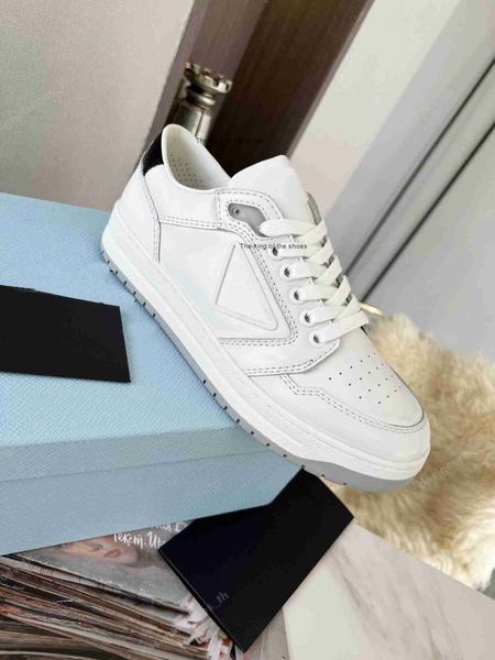 2023 og men shoes designer sneakers prax technical fabric re-nylon breathable comfort chunky rubber lug sole walking party wedding sports fo, Black
2023 og men shoes designer sneakers prax technical fabric re-nylon breathable comfort chunky rubber lug sole walking party wedding sports fo, Black