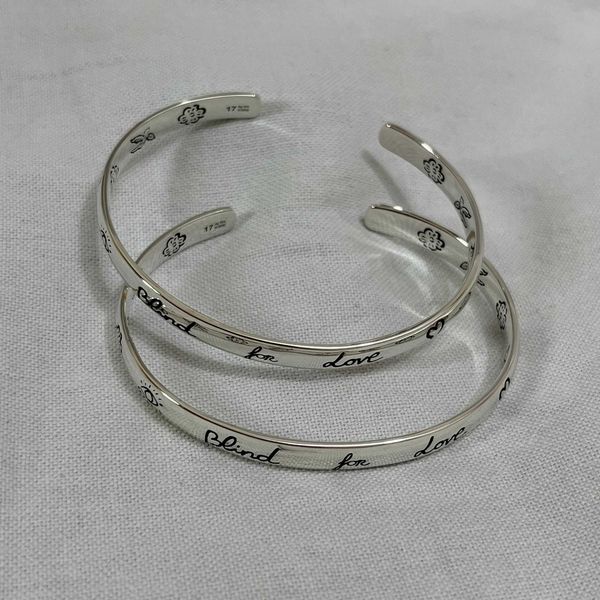 2023 new luxury fashion jewelry for double eye heart bird flower and phrase love series bracelet, White
2023 new luxury fashion jewelry for double eye heart bird flower and phrase love series bracelet, White