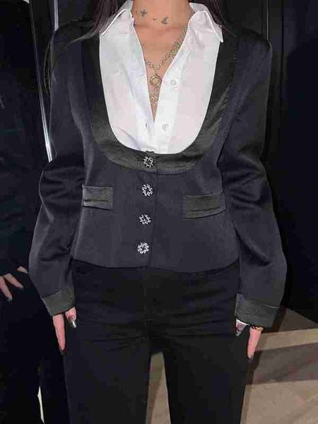 women's jackets designer new 2023 spring brand jacket fashion high-end black coat leisure coats cardigan birthday valentine's day, Black;brown
women's jackets designer new 2023 spring brand jacket fashion high-end black coat leisure coats cardigan birthday valentine's day, Black;brown