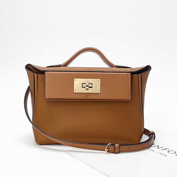 h 2424 advanced handbag women s bag 2023 new 2424min first layer cowhide dumpling wing handheld one shoulder crossbody backpack
h 2424 advanced handbag women s bag 2023 new 2424min first layer cowhide dumpling wing handheld one shoulder crossbody backpack